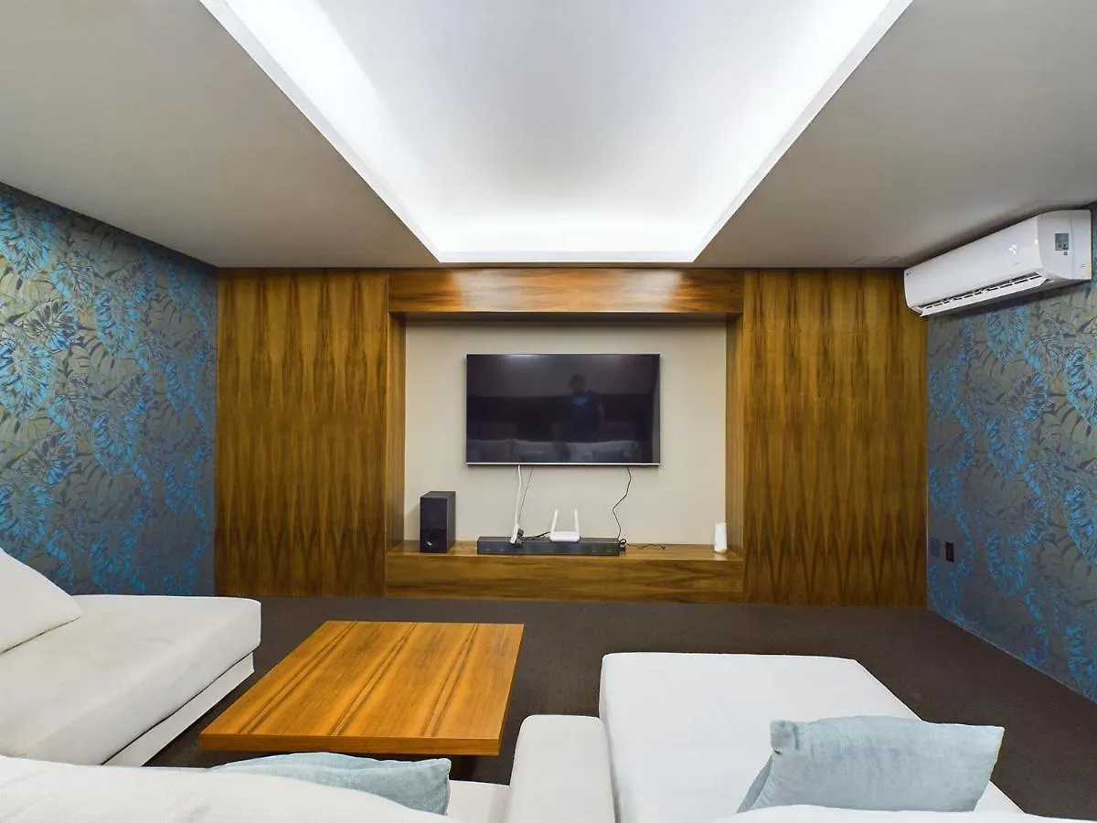 Spacious And Centrally Apartment A Few Streets From The Beach By Yeah 신데 델 카르멘